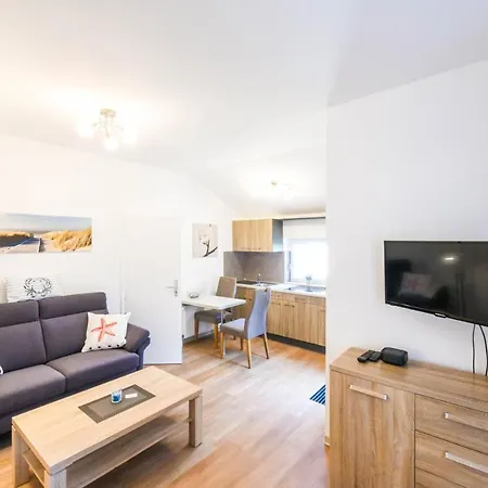 Haus Alte Kiefer Whg 2 * Norderney